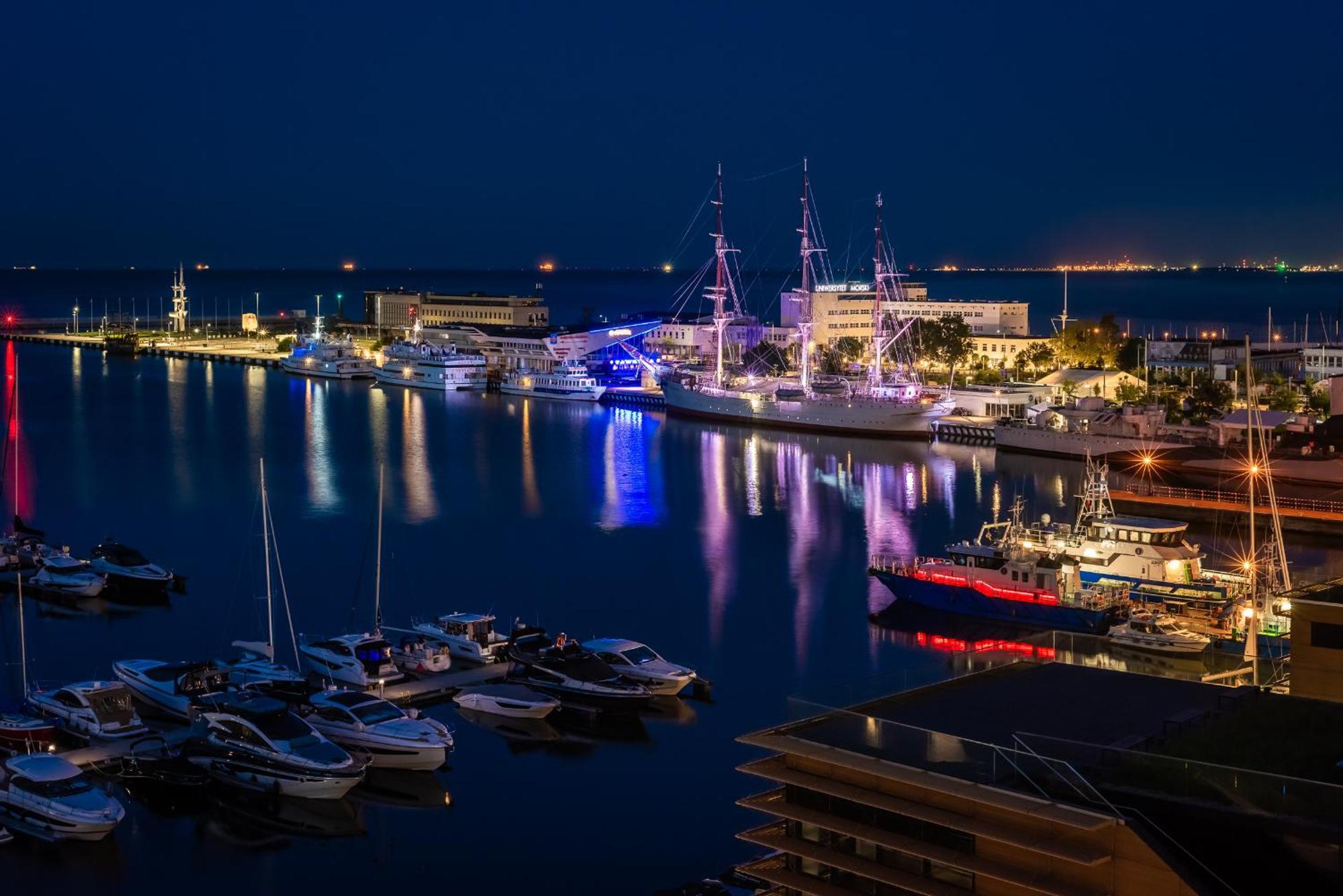 Sea Towers Z Widokiem Na Morze